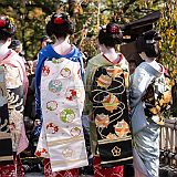 Maiko Gion_20121108_032 CPR.jpg
